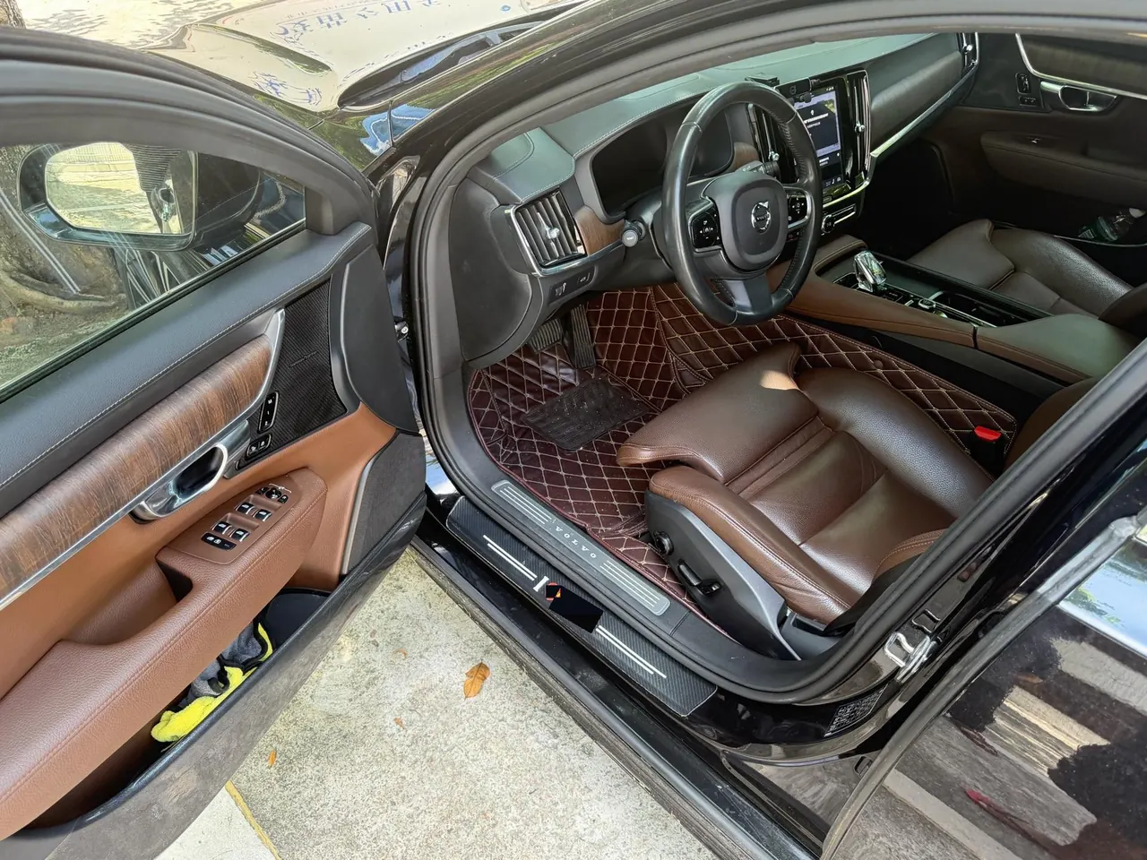 Volvo 2022 S90 48V 2.0T B5 Zhiyuan Deluxe Edition Automatic Gear 2
