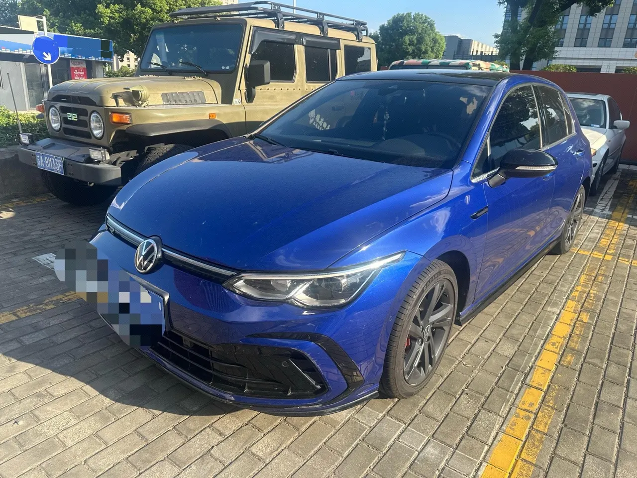 Volkswagen 2021 Golf 8 R-Line 1.4TSI 280TSI Automatic - View 1