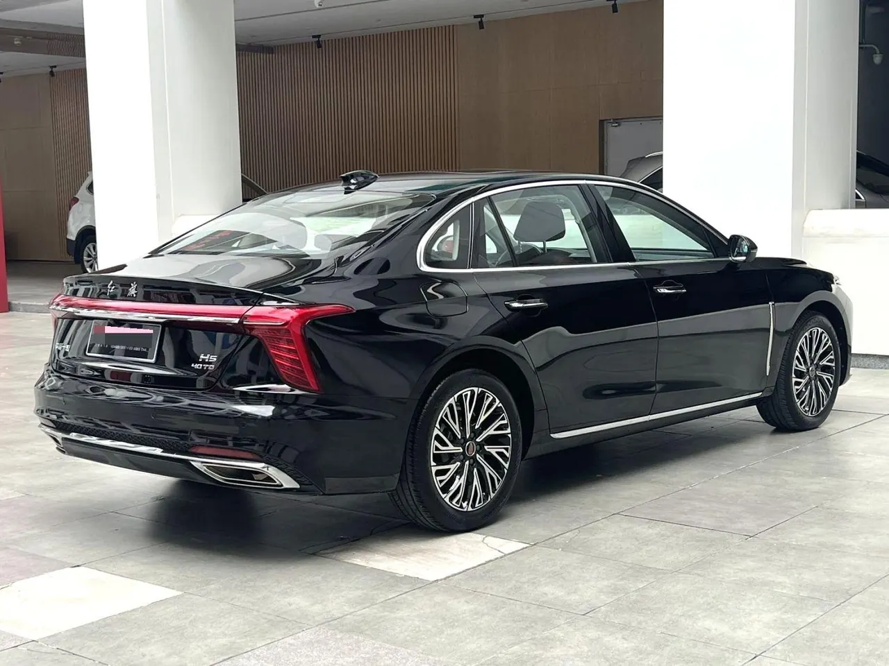 HongQi 2025 H5 2.0T Flag Chang 500000 Commemorative Automatic Gear 8