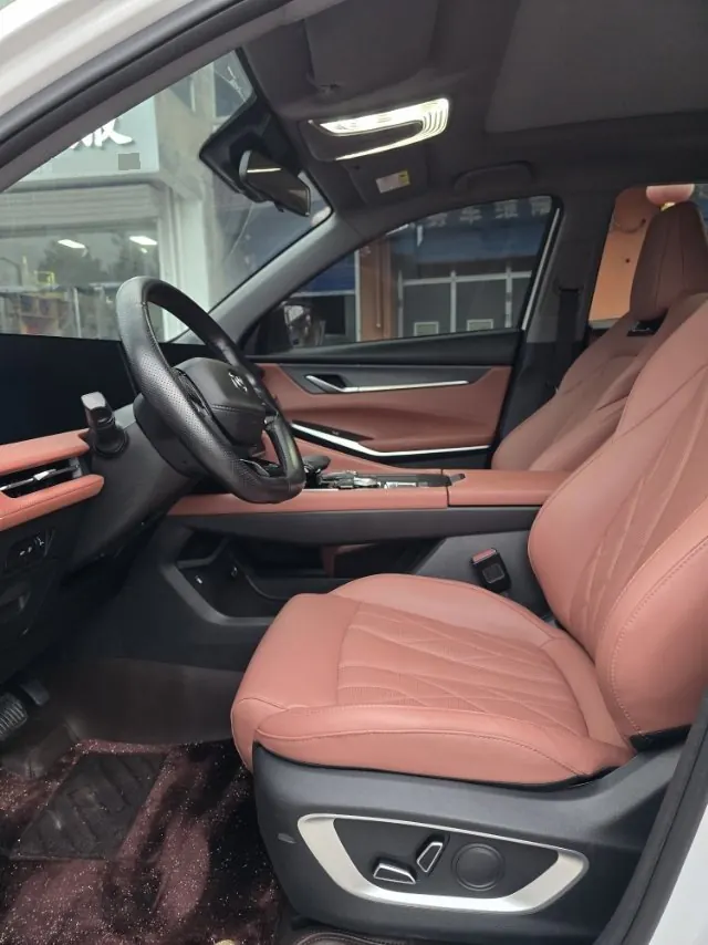 ChangAn 2025 CS75 PLUS 1.5T Champion Edition 7