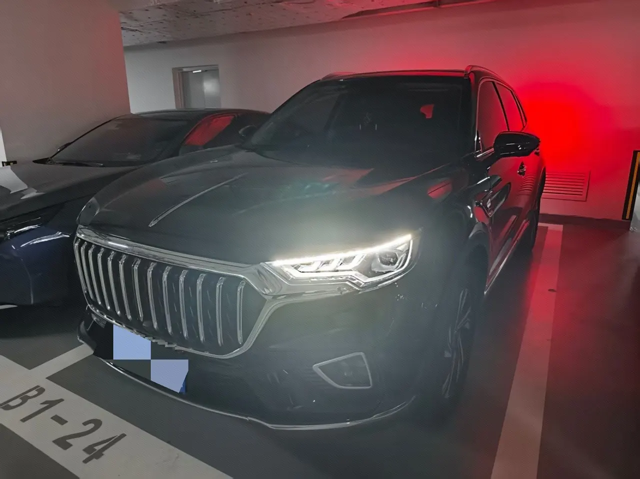 HongQi 2022 HS5 2.0T Zhilian Flag Edition Automatic Gear - View 1
