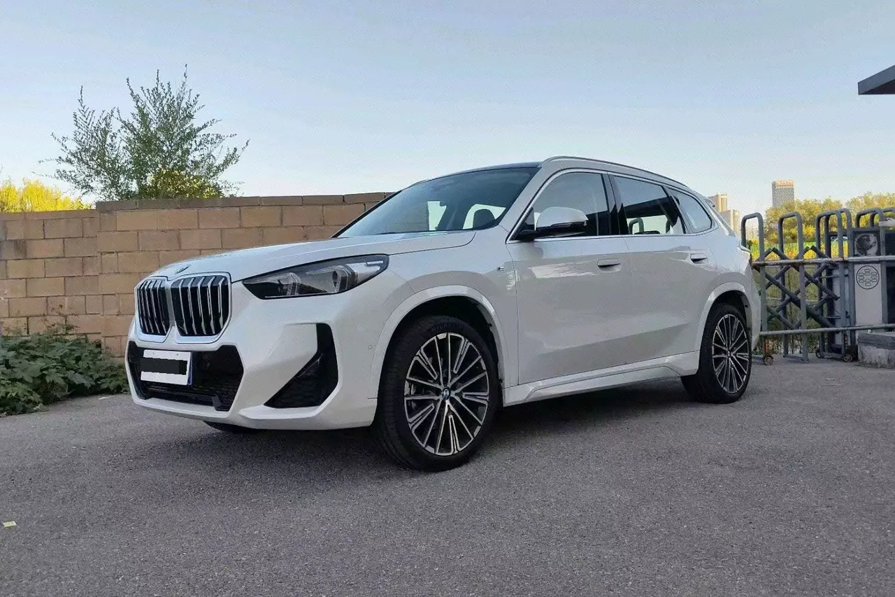 BMW 2024 X1 xDrive25Li 2.0T M sports suit automatic gear - View 1