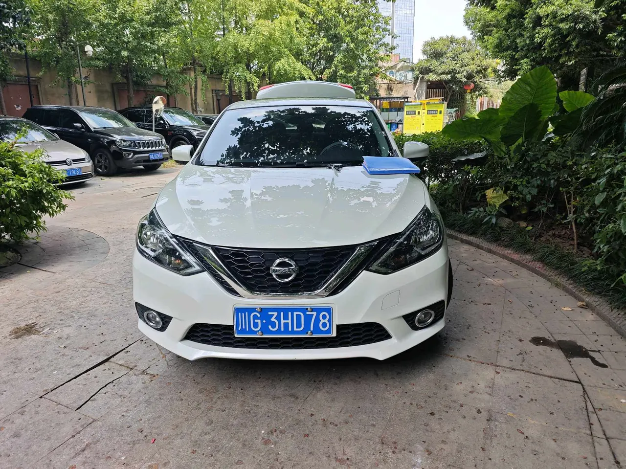 Nissan 2022 Sylphy Classic 1.6 Stepless XL Deluxe Automatic Gear 2