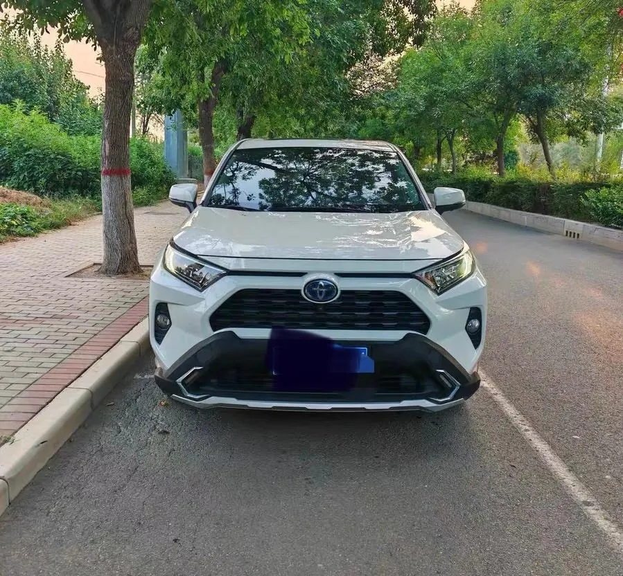 Toyota 2022 RAV4 Rongfang Double Engine 2.5 Stepless Two-Drive Elite Automatic Gear 3