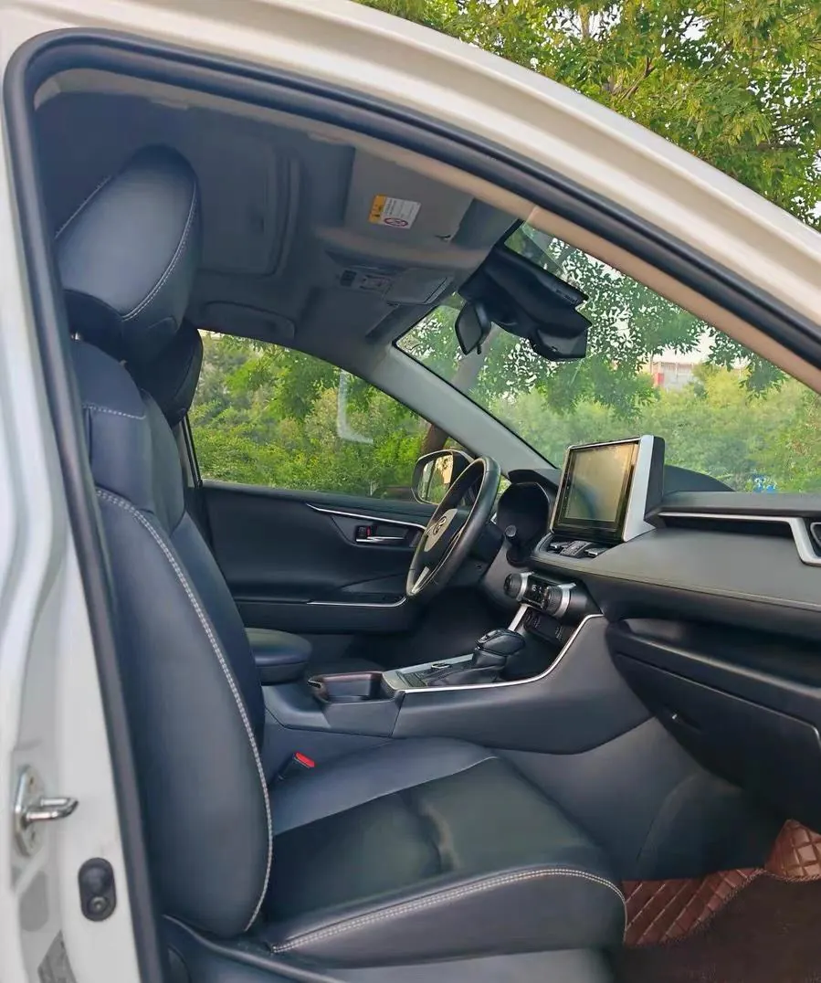 Toyota 2022 RAV4 Rongfang Double Engine 2.5 Stepless Two-Drive Elite Automatic Gear 5