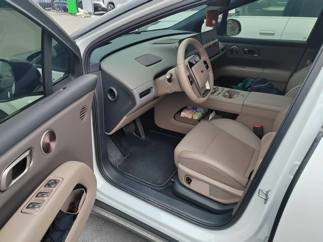 Li 2025 i6 four-wheel drive basic automatic transmission 2