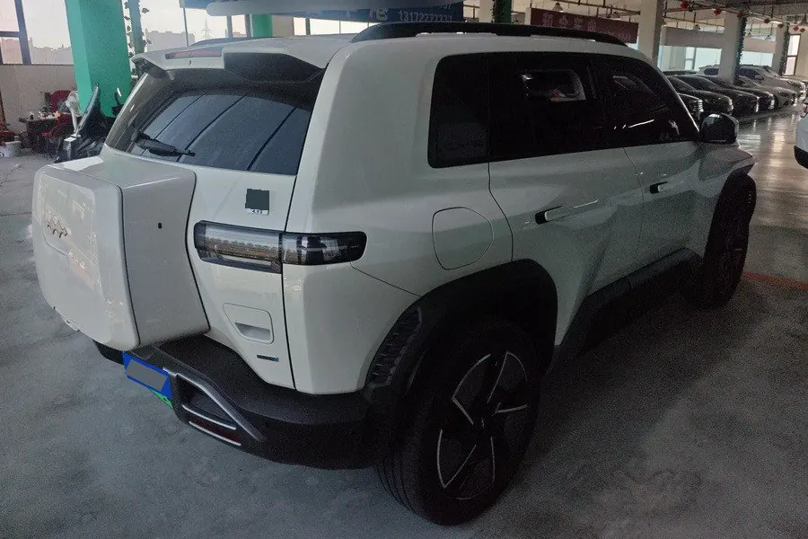 FangChengBao 2025 titanium 3 501KM four-wheel drive intelligent driving Ultra version automatic gear 2