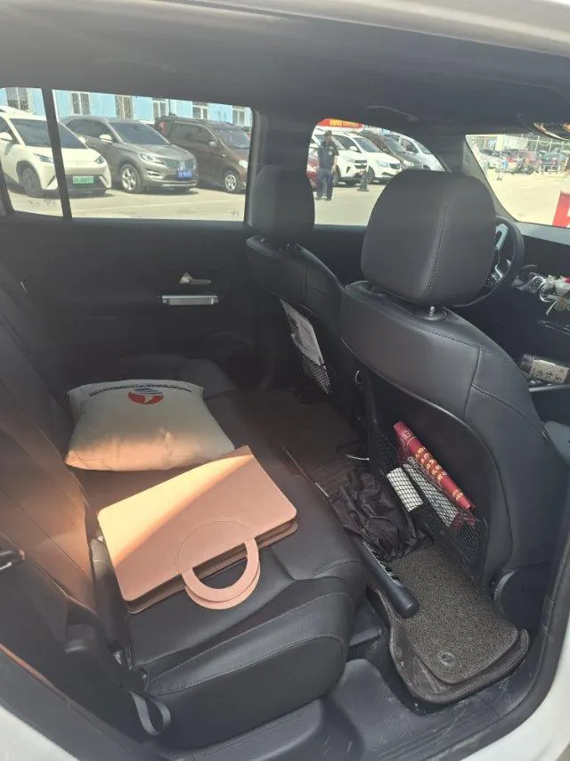 Mercedes Benz Class C 2023 C 260 L 48V 1.5T (modified) automatic gear 4