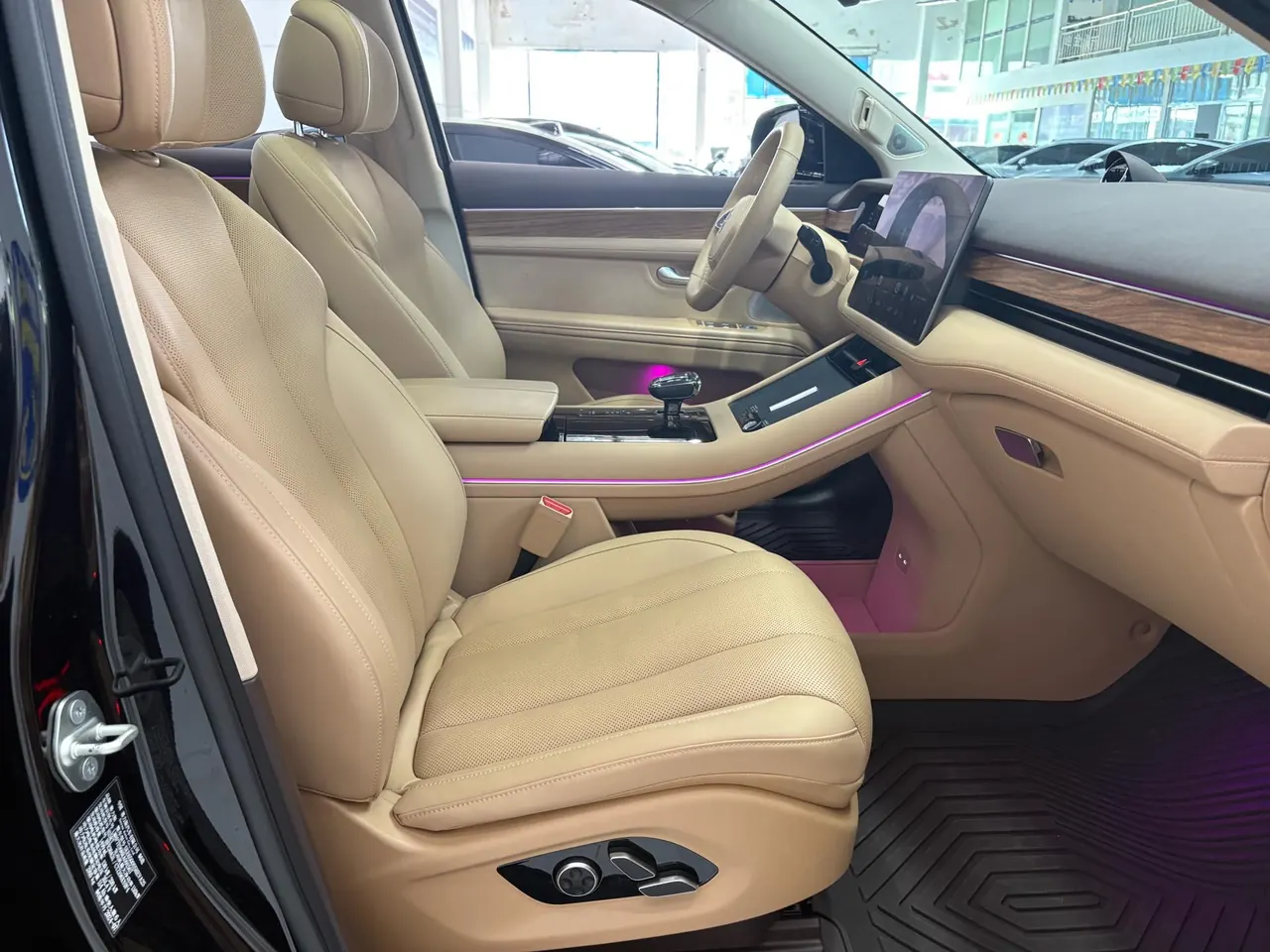 AITO 2024 AITO M7 Smart Drive Four-wheel Drive Ultra Edition 6-seat Automatic Gear 10