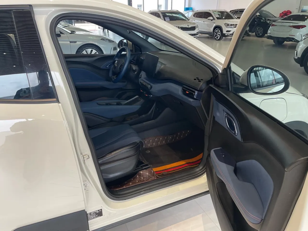 BYD 2024 Seagull Glory 305km Free Automatic Gear 6