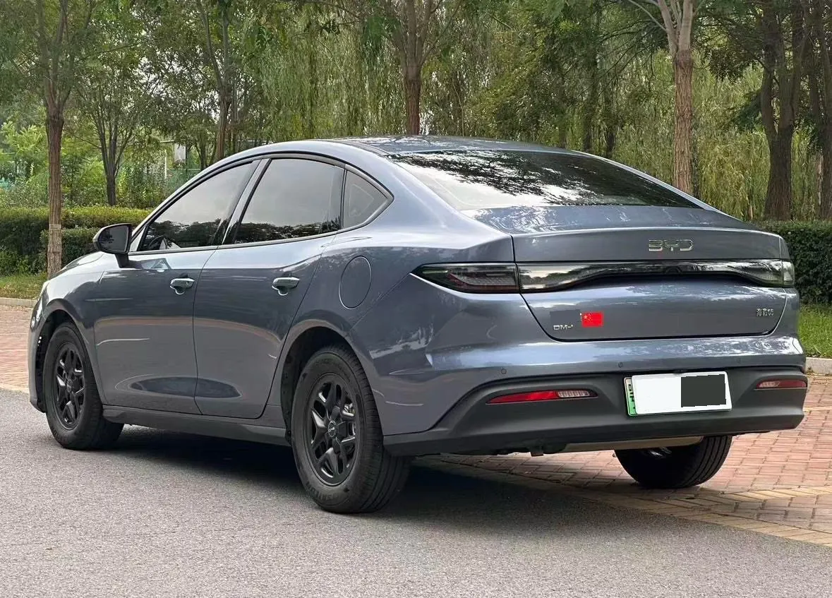 BYD 2025 seals 05 DM-i 1.5 stepless smart driving version 55KM luxury automatic gear 4