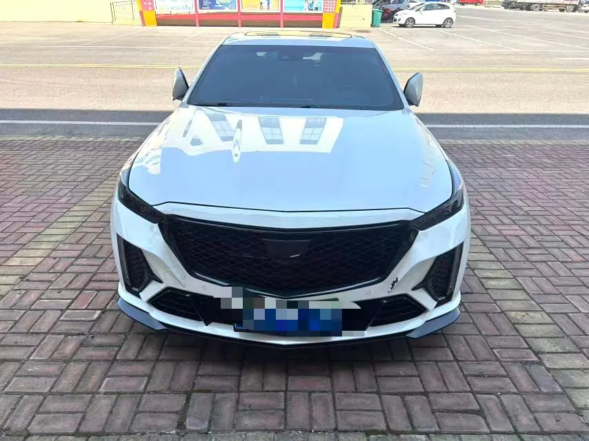 Cadillac 2022 CT5 2.0T 28T Luxury (Standard Edition) Automatic Gear 2