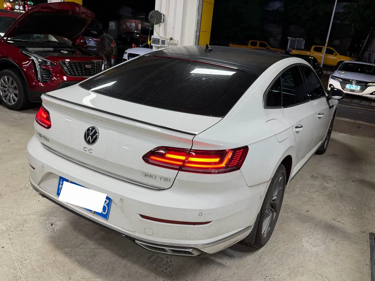 Volkswagen 2023 CC 2.0TSI 380TSI eye-catching automatic gear 7