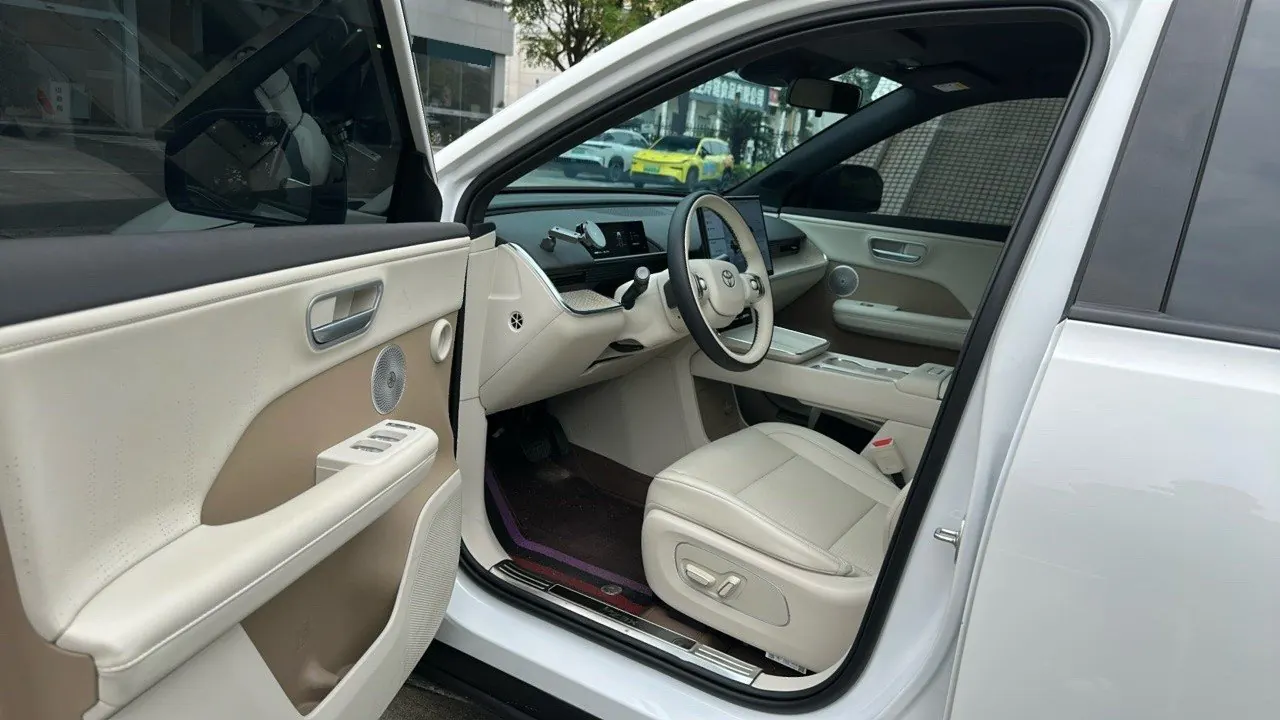 Toyota 2026 BZ3X 520 Pro Automatic 4