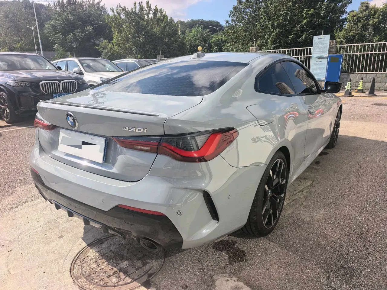 BMW 4 Series (Imported) 2024 430i Coupe 2.0T M Sport Night Edition Automatic 6