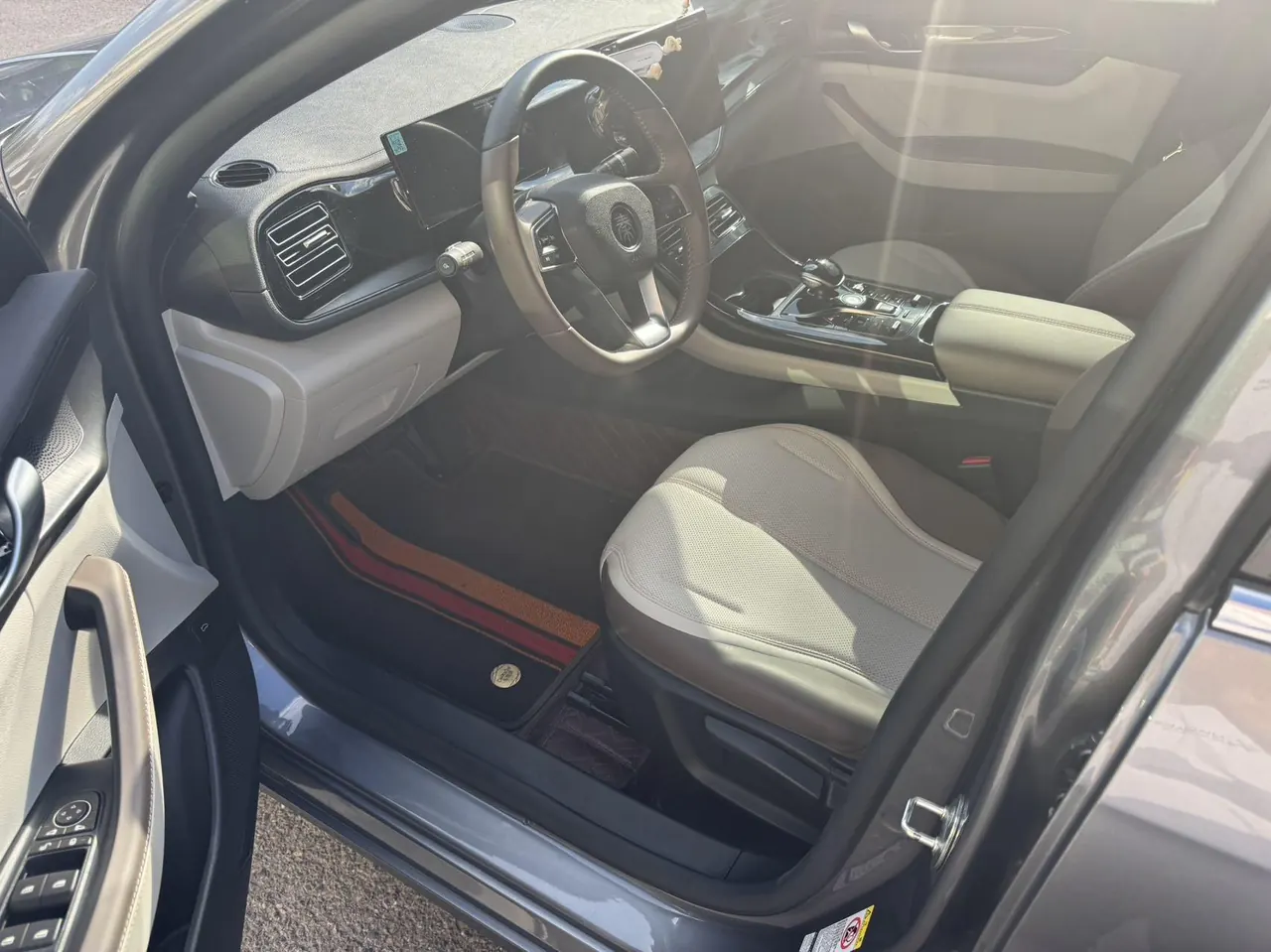 BYD 2023 Qin PLUS DM-i 1.5 stepless champion version leading 55KM automatic gear 8