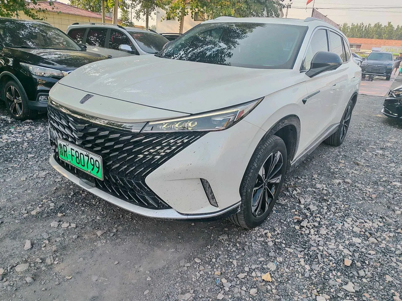 Roewe 2023 eRX5 1.5T Super Hybrid Deluxe Edition Automatic Gear - View 1
