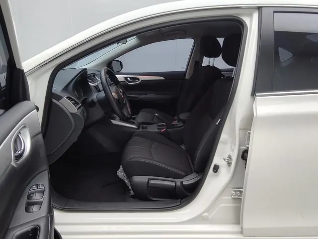 Nissan 2024 Xuanyi Classic 1.6 Stepless XE Comfort Edition (Change 2) Automatic Gear 4