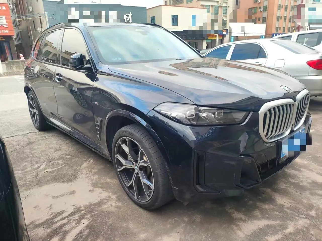 BMW 2023 X5 xDrive30Li 48V 2.0T exclusive m sports obsidian night suit automatic gear 3