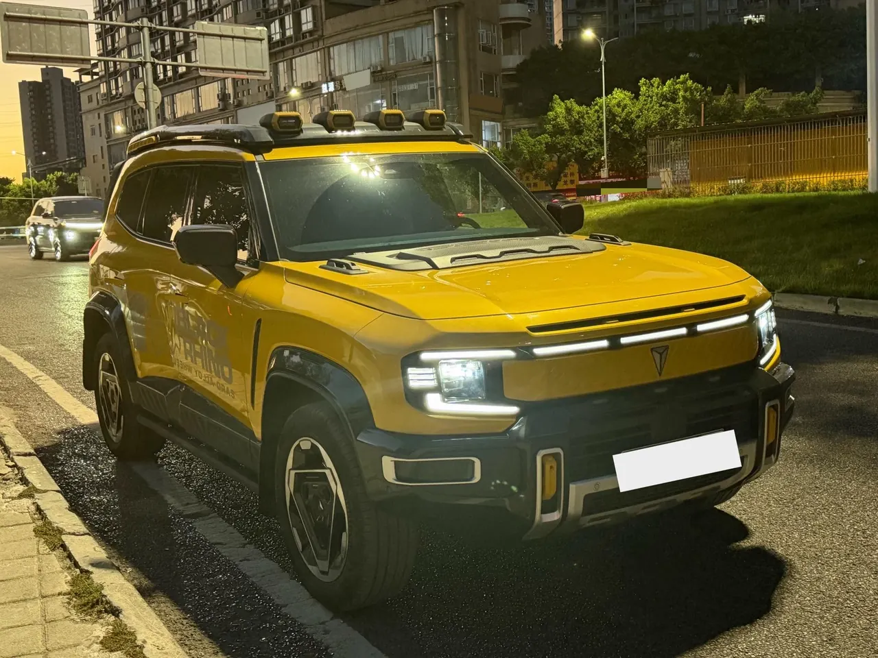 ChangAn Deepal 2025 G318 Worry-Free Crossing Edition Four-wheel Drive Secret Edition Automatic Gear 3