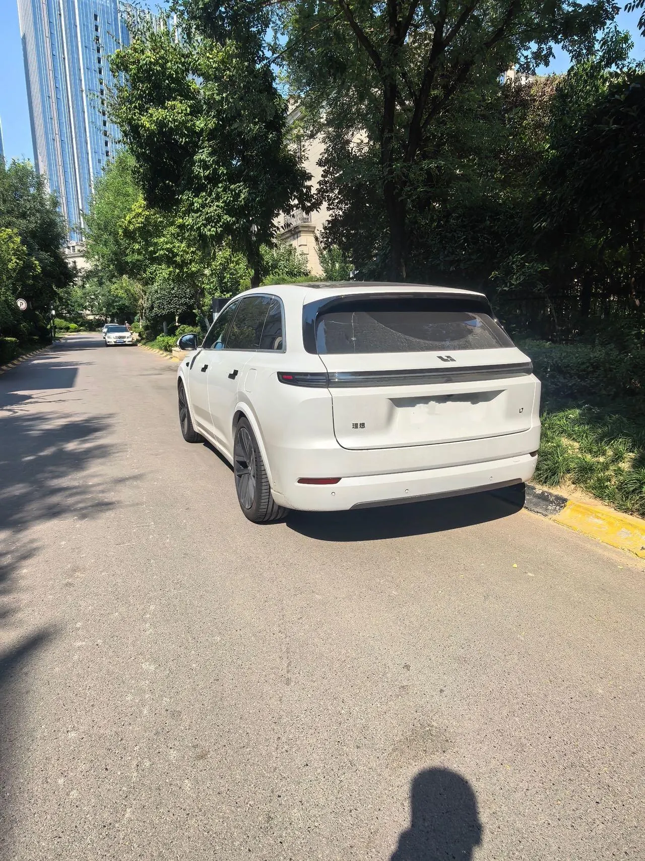 Li 2024 L7 Ultra Automatic 3