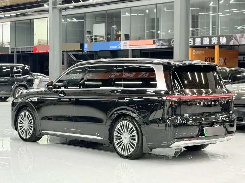 Leapmotor 2026 D 19 720 Zhizun Edition 7-seat Automatic Gear 5