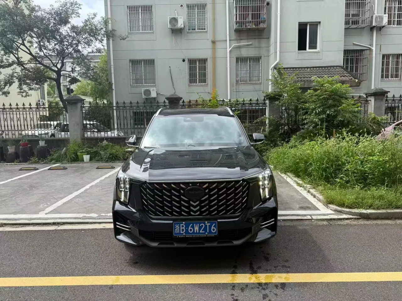 Chuanqi 2022 GS8 2.0TGDI Two-Drive Deluxe Zhilian Edition Seven-seat Automatic Gear 2