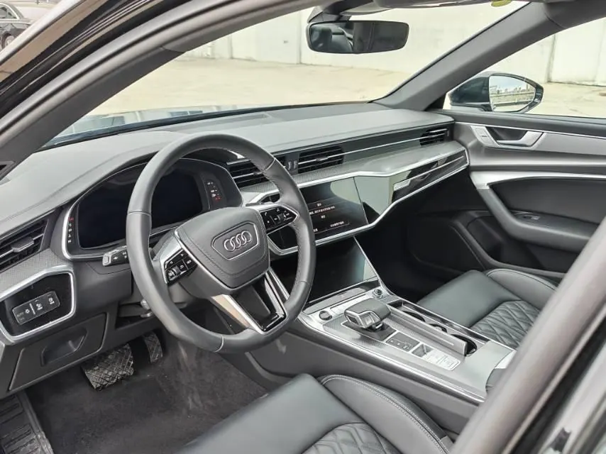 Audi 2025 A6L 2.0TFSI 45TFSI Selected Dynamic Automatic 4