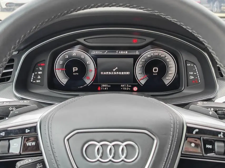 Audi 2025 A6L 2.0TFSI 45TFSI Selected Dynamic Automatic 5