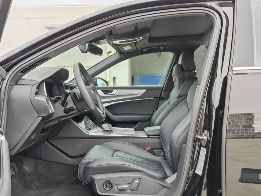 Audi 2025 A6L 2.0TFSI 45TFSI Selected Dynamic Automatic 6