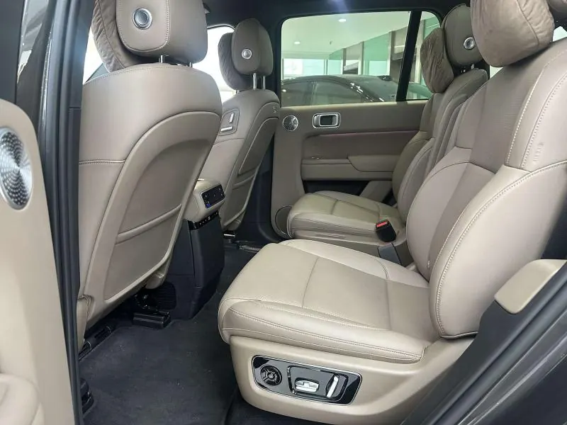 Li 2025 L8 Ultra Smart New Edition Automatic Gear 10