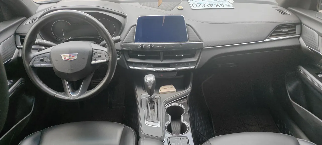 Cadillac 2020 CT4 2.0T 28T fashion automatic gear 5