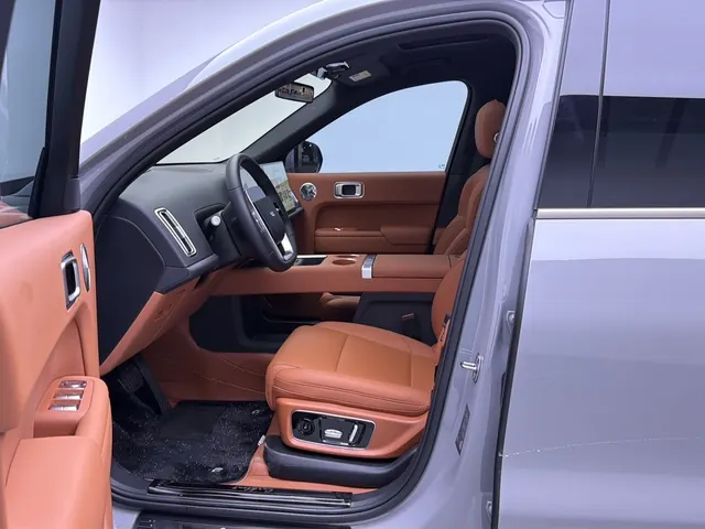 Li 2025 L9 Ultra Smart Refresh Edition Automatic Transmission 4
