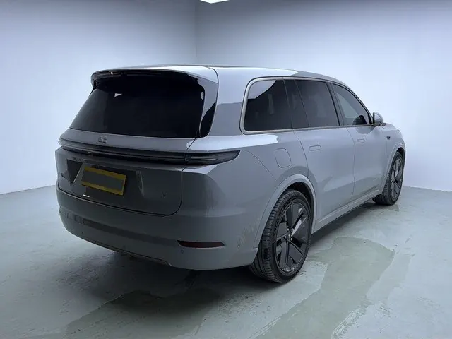 Li 2025 L9 Ultra Smart Refresh Edition Automatic Transmission 8