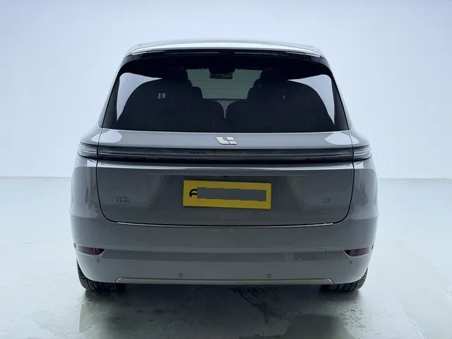 Li 2025 L9 Ultra Smart Refresh Edition Automatic Transmission 9