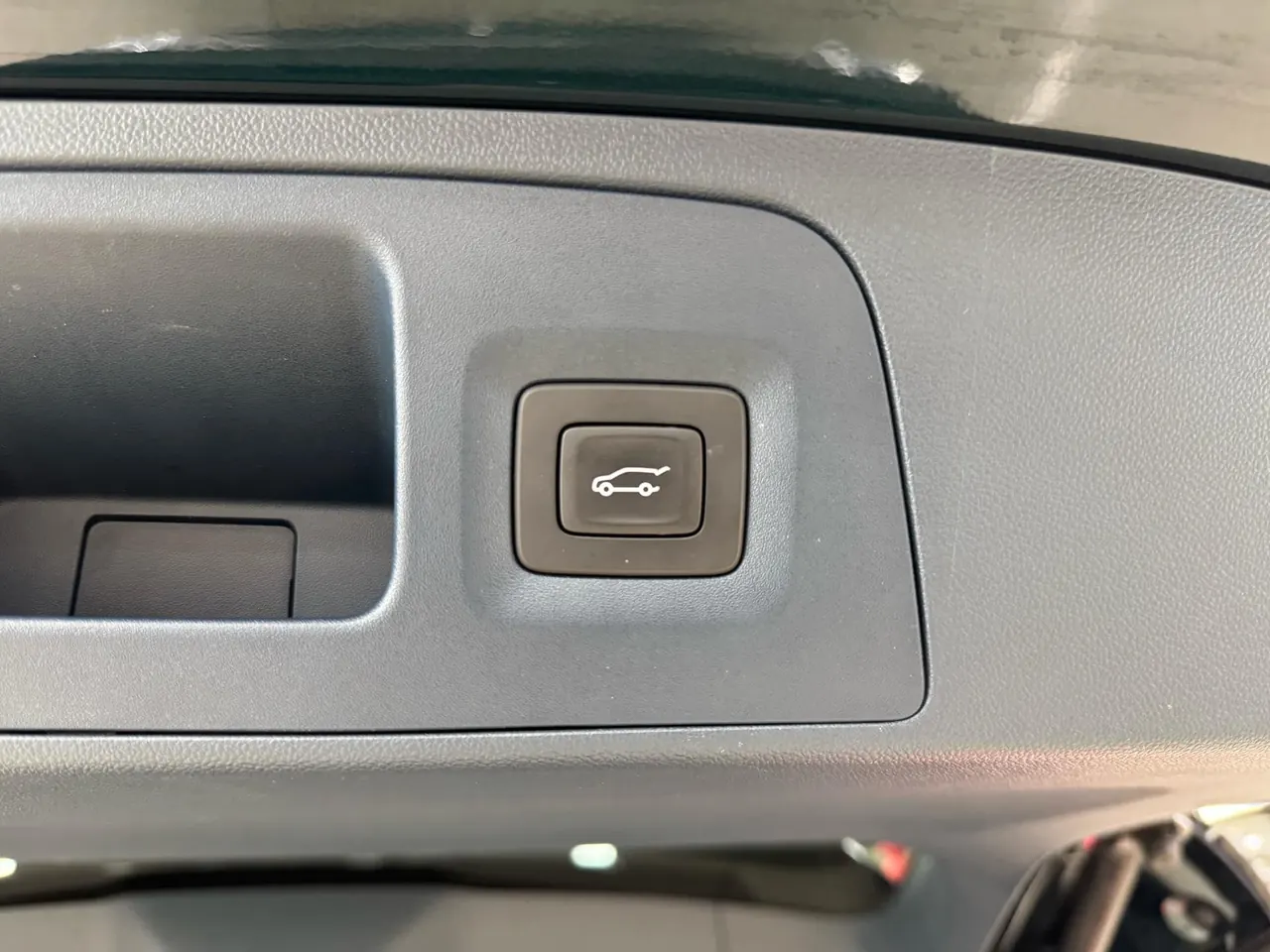 Buick 2023 Century 48V 2.0T Private Edition 4-seat Automatic Gear 13