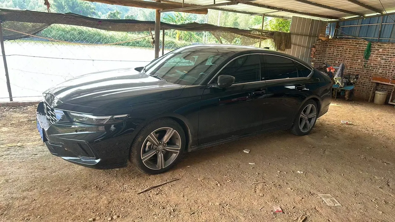 Honda 2025 11th Generation Accord 1.5T Stepless 260TURBO Premium Edition Automatic Gear - View 1