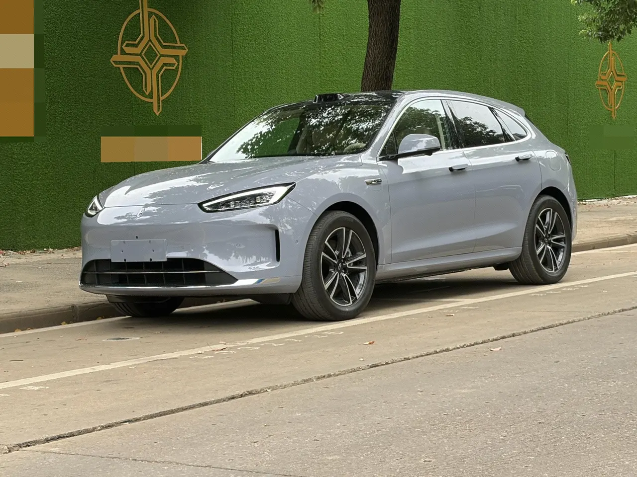 AITO 2025 AITO M5 extended-range Ultra rear-drive automatic gear - View 1
