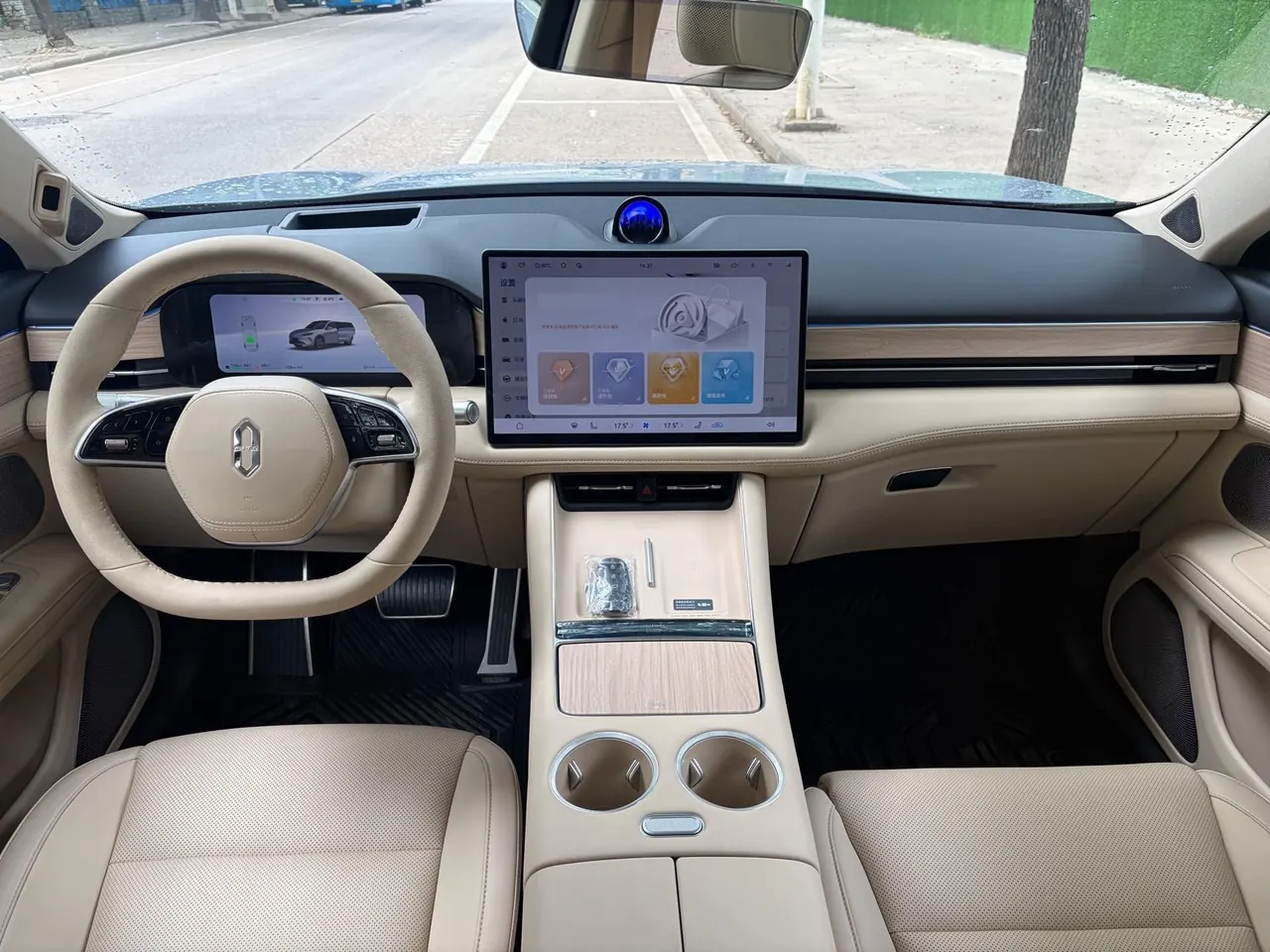 AITO 2025 AITO M5 extended-range Ultra rear-drive automatic gear 6