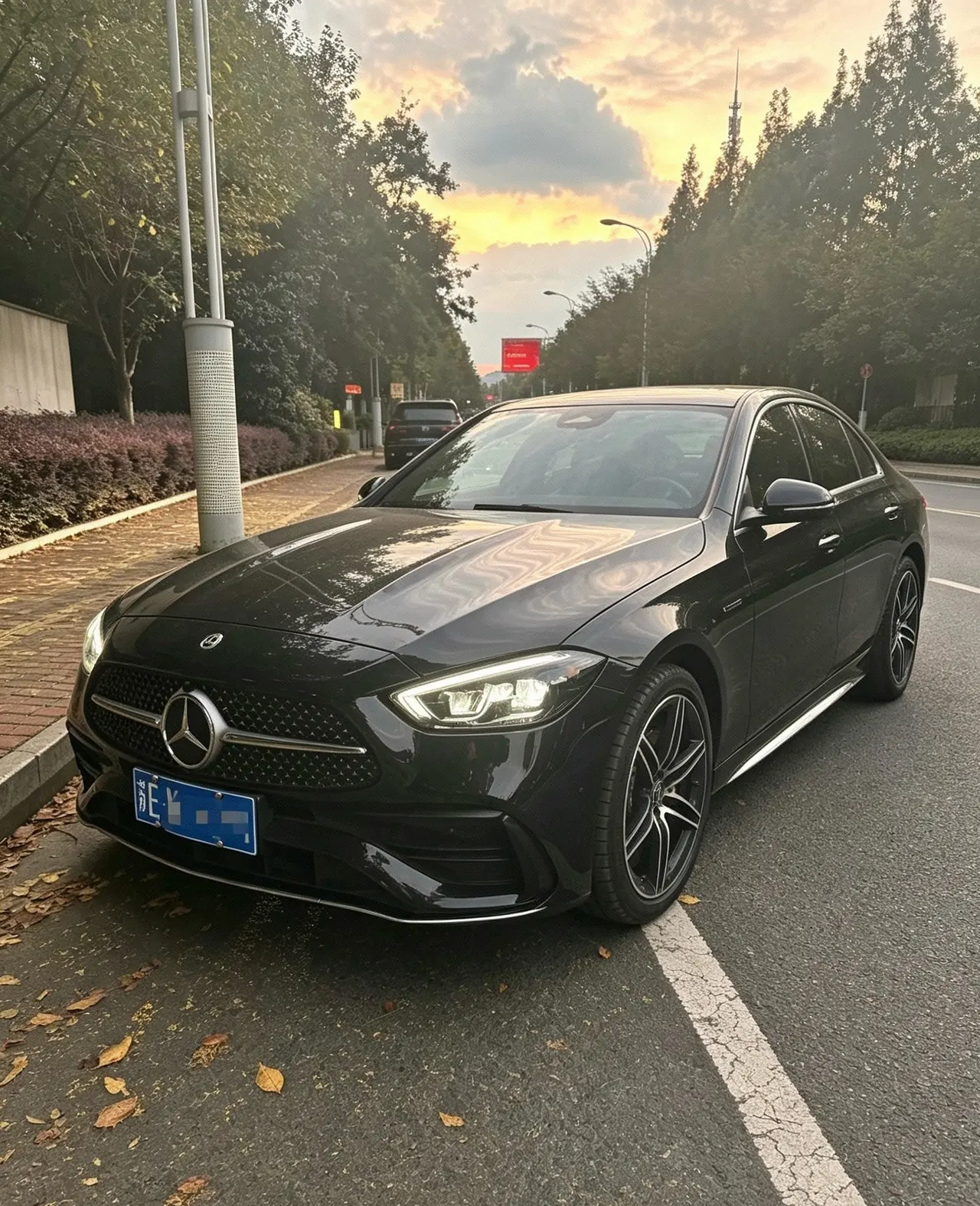 Mercedes Benz Class C 2022 C 260 L 48V 1.5T Sports Edition (Modified) Automatic Gear - View 1