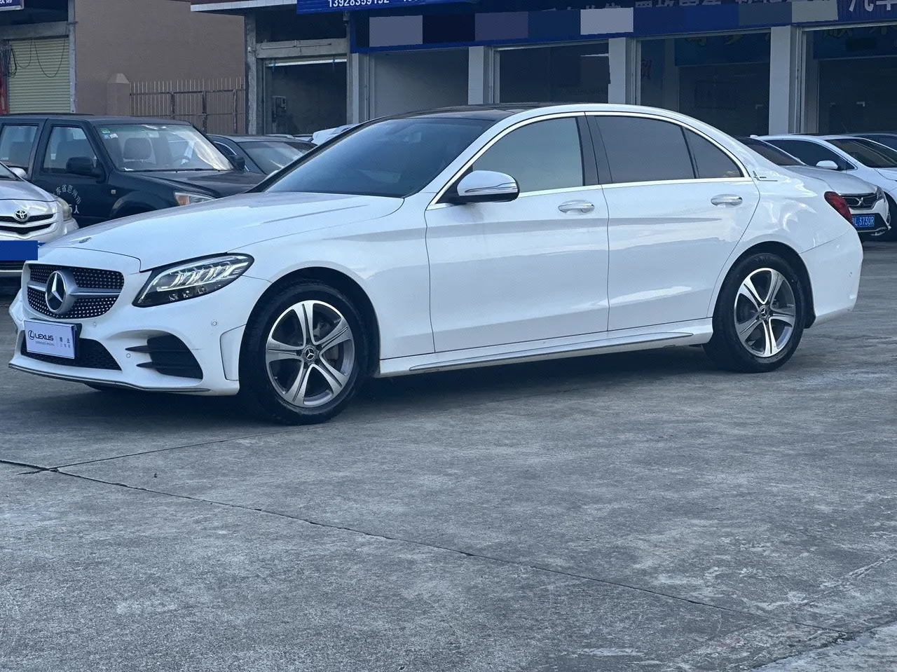 Mercedes Benz Class C 2020 C 260 L 48V 1.5T Automatic - View 1