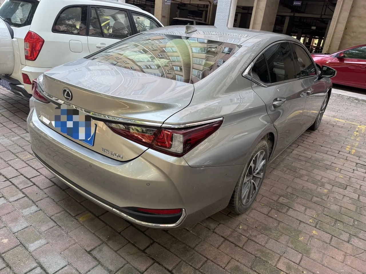 Lexus ES (Imported) 2022 ES200 2.0 Stepless Premium Edition Automatic Gear 7