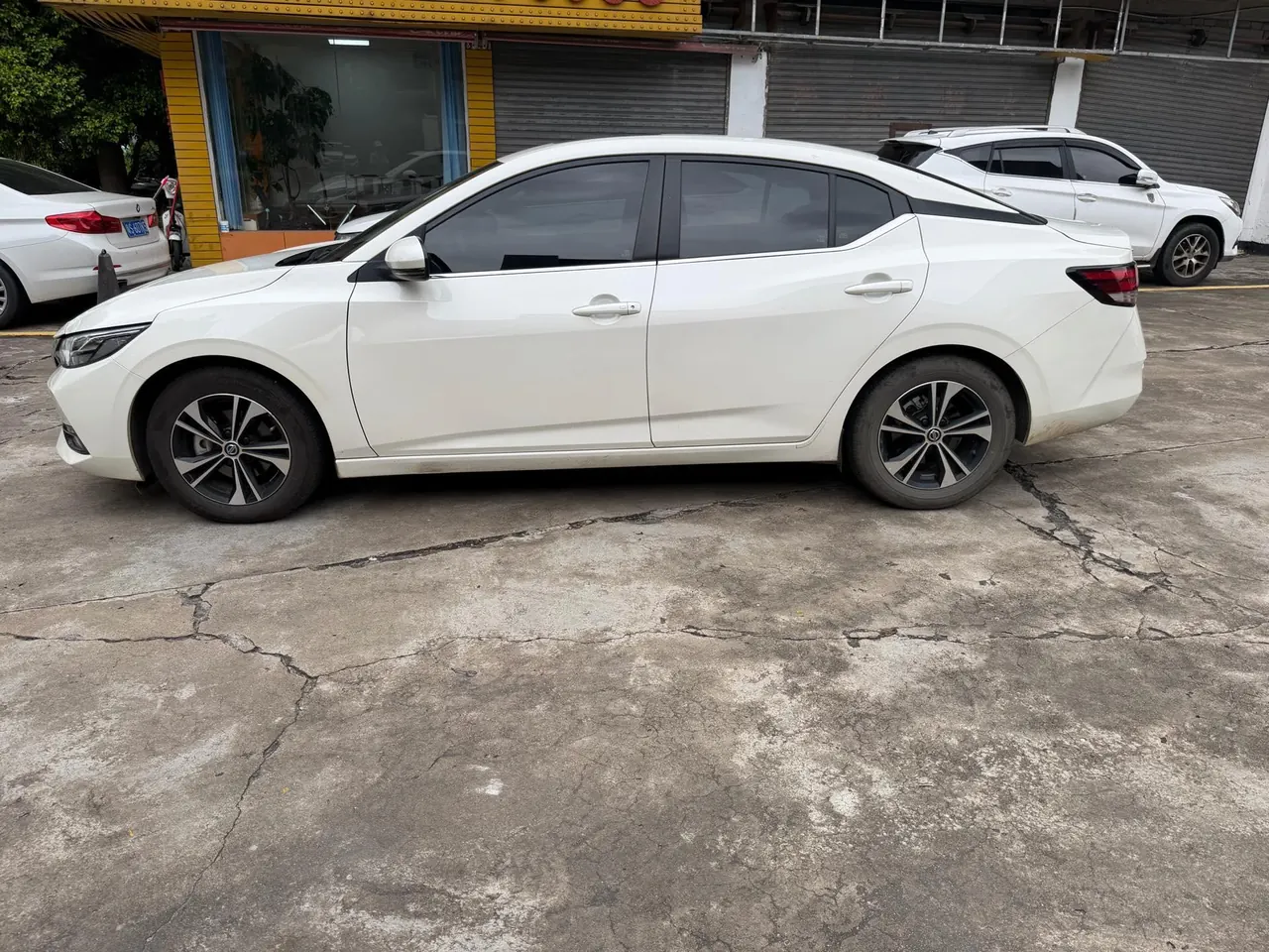 Nissan 2022 Sylphy 1.6 Stepless XL Pleasant Edition Automatic Gear 3