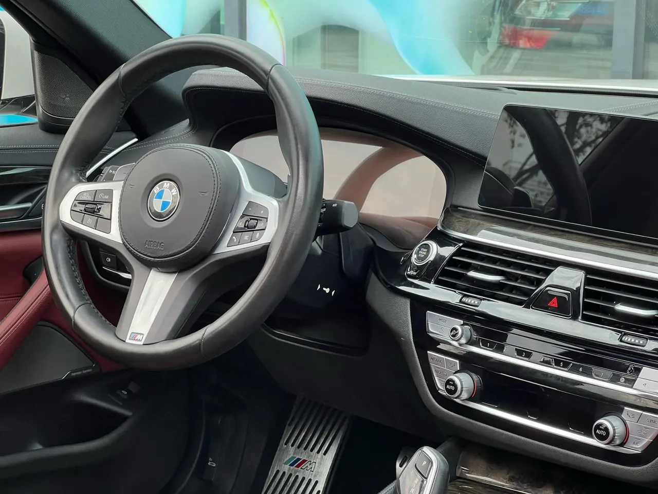 BMW 5 Series 2020 530Li 2.0T Exclusive M Sports Suit Automatic Gear 12