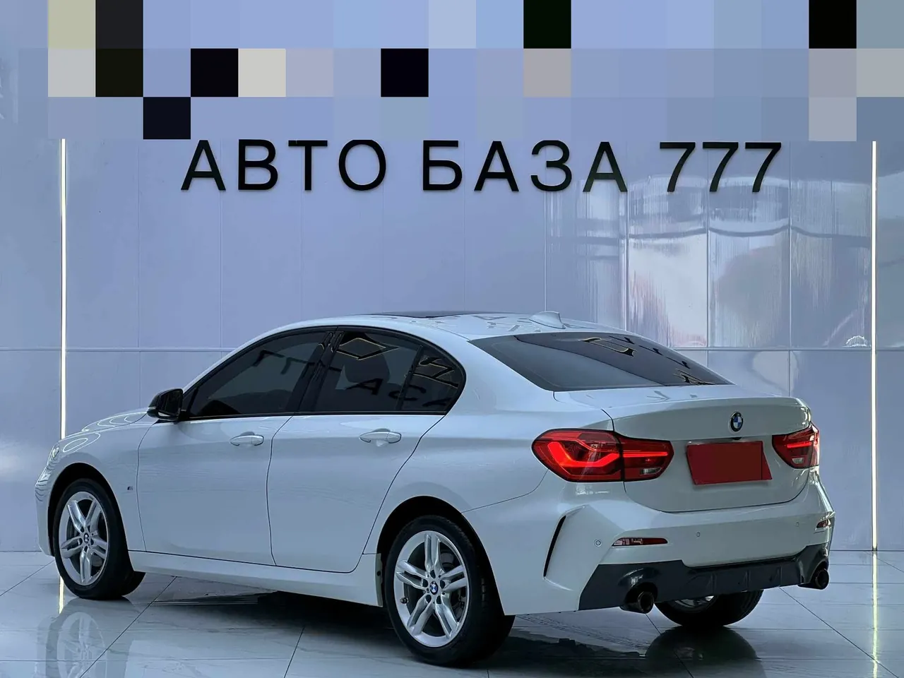 BMW 1 Series 2023 120i 1.5T M Sports Obsidian Night Edition Automatic Gear 6