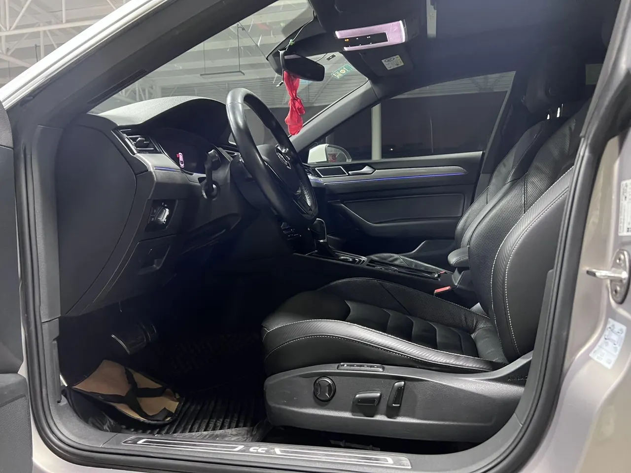 Volkswagen 2020 CC 2.0TSI 330TSI Huayan Edition Automatic Gear 4