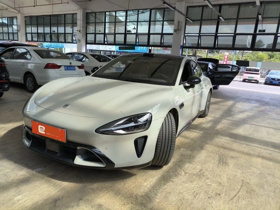 MI 2026 SU7 Standard Edition Automatic Gear - View 1