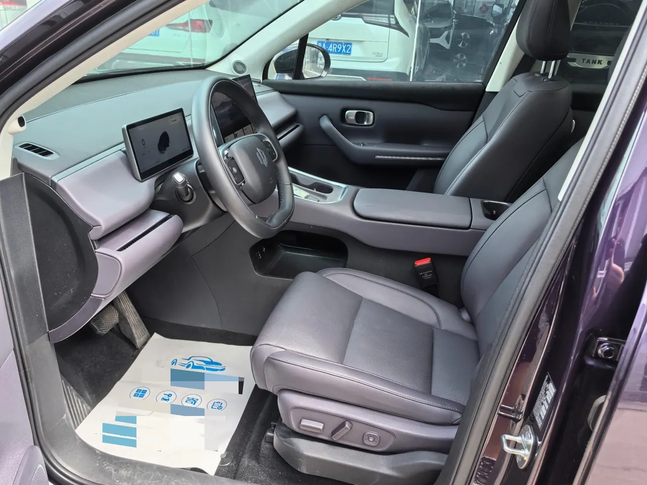 Leapmotor 2026 C 16 280 Laser Radar Zhizun Edition 6-seat Automatic Gear 4
