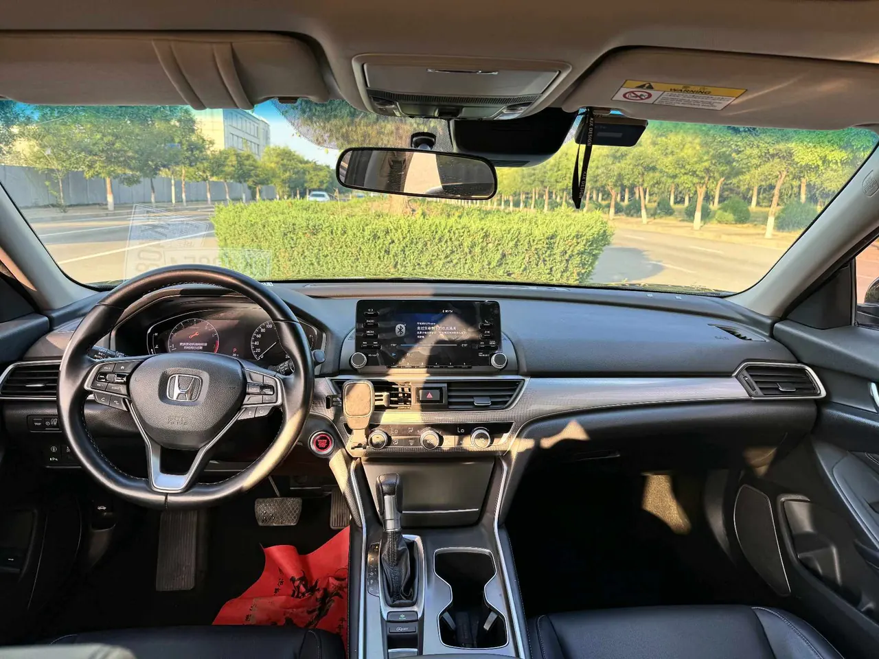 Honda 2021 10th Generation Accord 1.5T Stepless 260TURBO Luxury Star Limited Edition Automatic Gear 2
