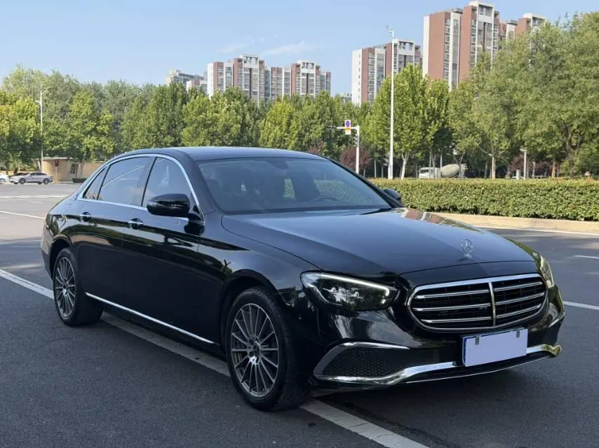 Mercedes Benz E Class 2023 E 260 L 2.0T Automatic 3